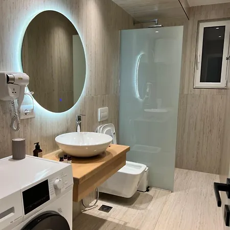 Brandi Lägenhet Sarandë
